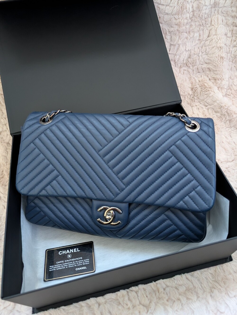 CHANEL Jumbo Navy Chevron Quilted Shoulder Bag with Chain Strap